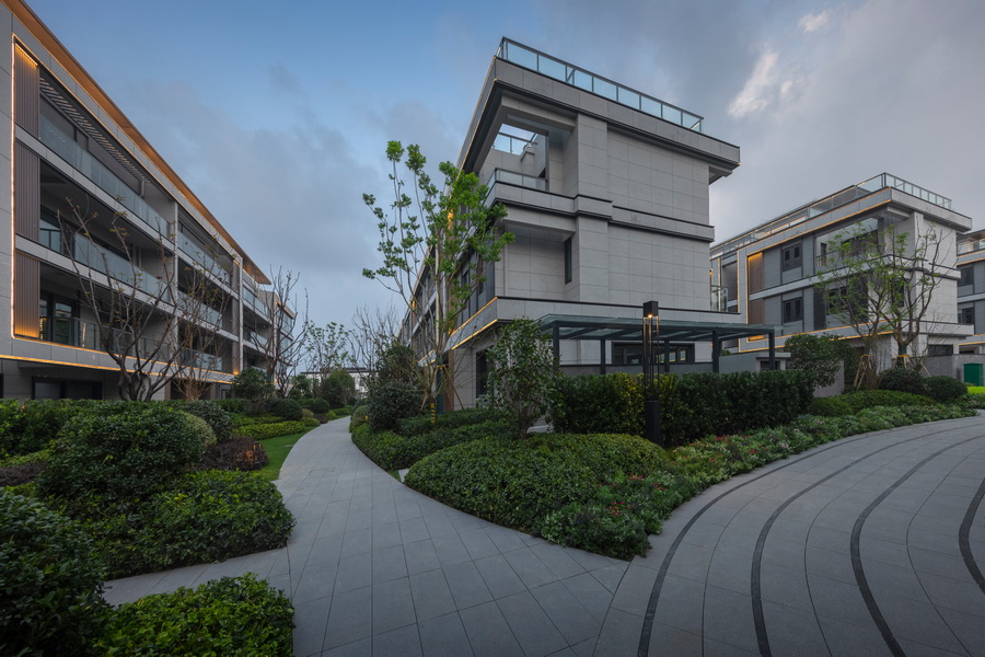 1682645322998347.jpg 202304280002.jpg